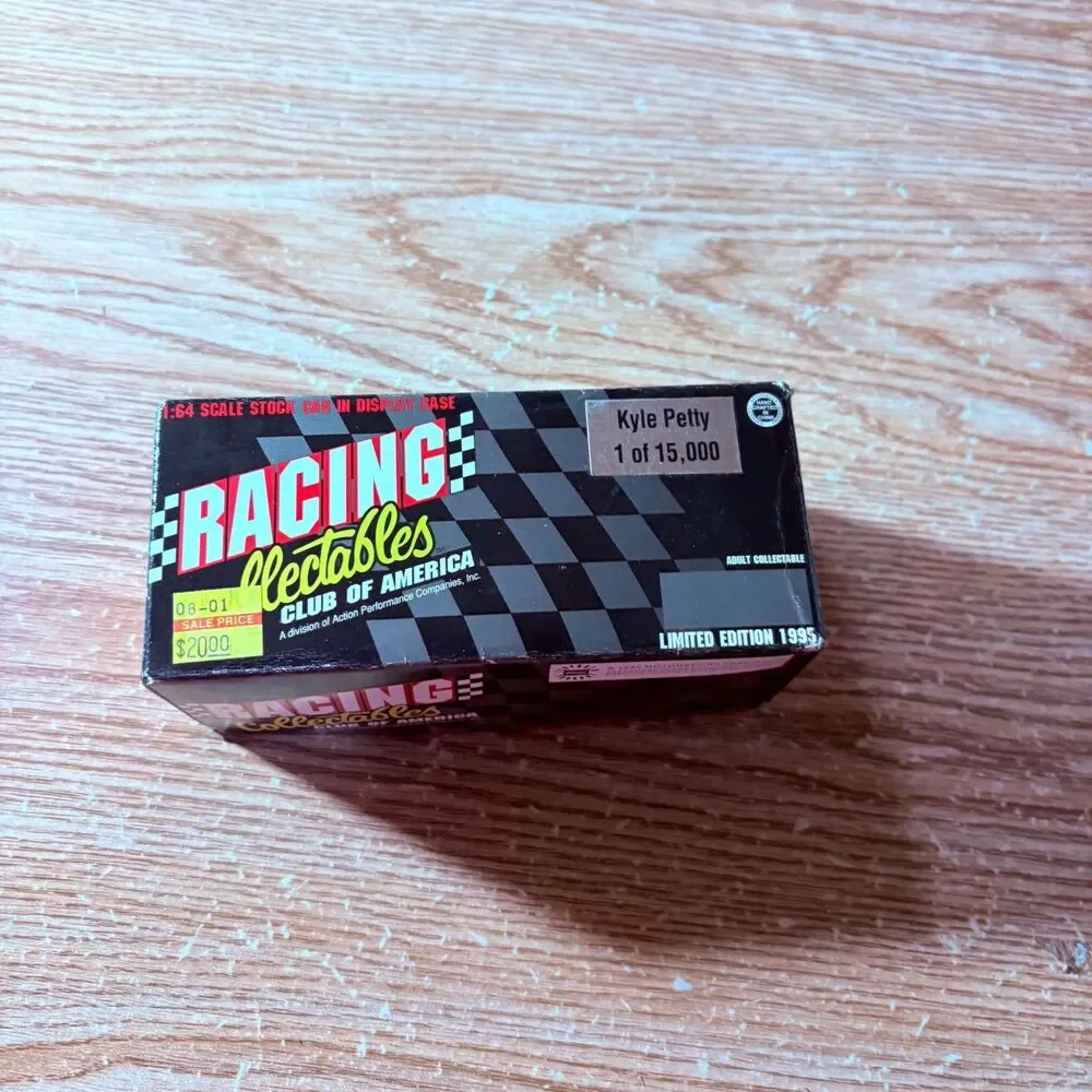 Kyle Petty #42 Racing Collectibles Club Of America Coors Light 1:64 Stock Car